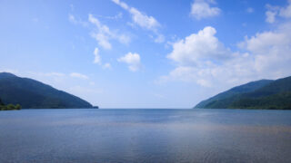 西浅井町大浦から見た琵琶湖の風景